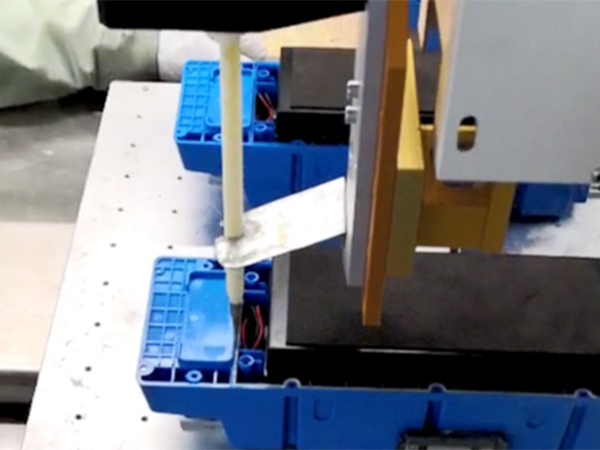 矽膠用（yòng）於新能源汽車電池視頻