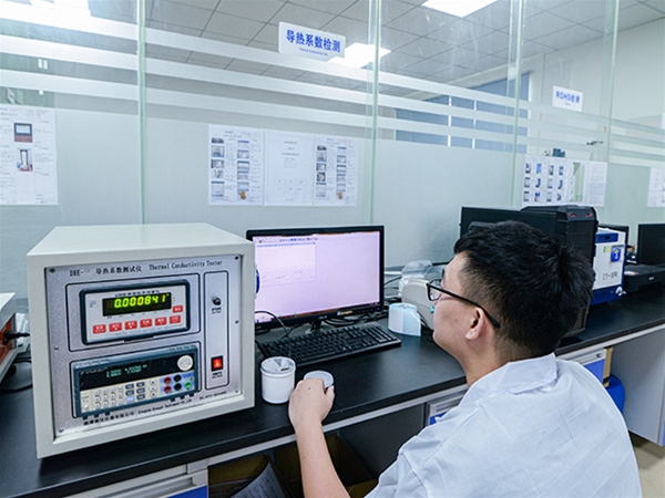 可靠性檢測實驗室工作